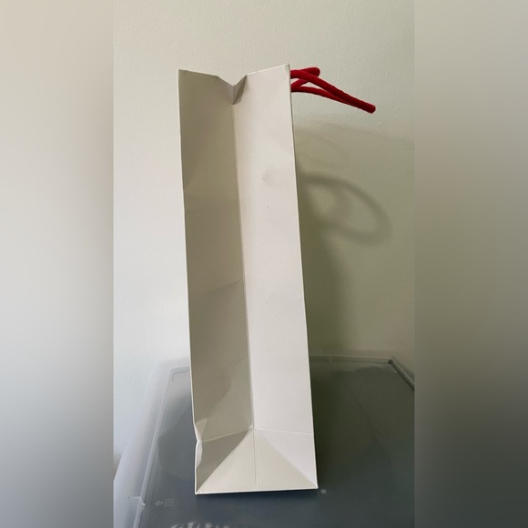 Louis Vuitton paper holiday shopping bag 2023 14”H - Picture 3 of 6